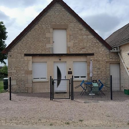Aux Merveilles Des Ormes Breugnon Exteriör bild